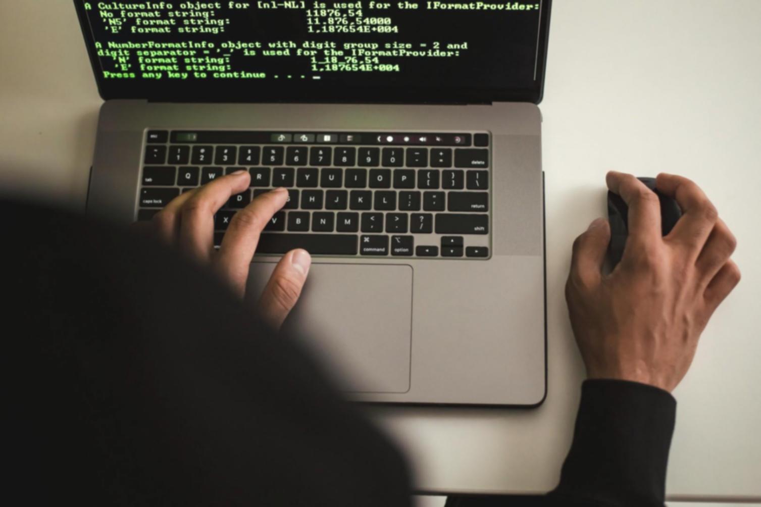 Analisi delle combinazioni cromatiche su interfacce digitali